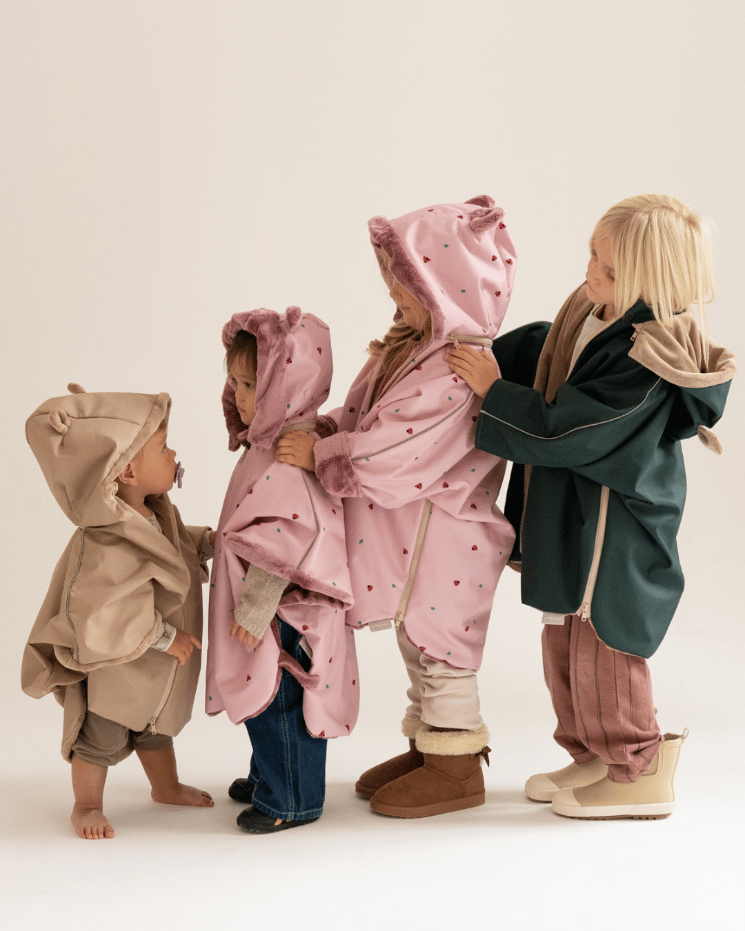 BEIGE car poncho, 75-105 cm