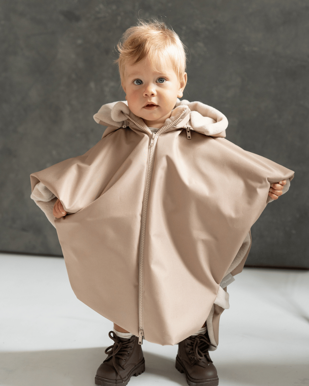 BEIGE car poncho, 75-105 cm