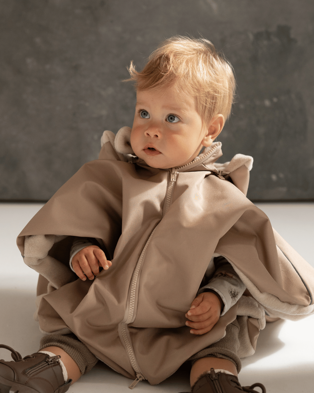 BEIGE car poncho, 75-105 cm