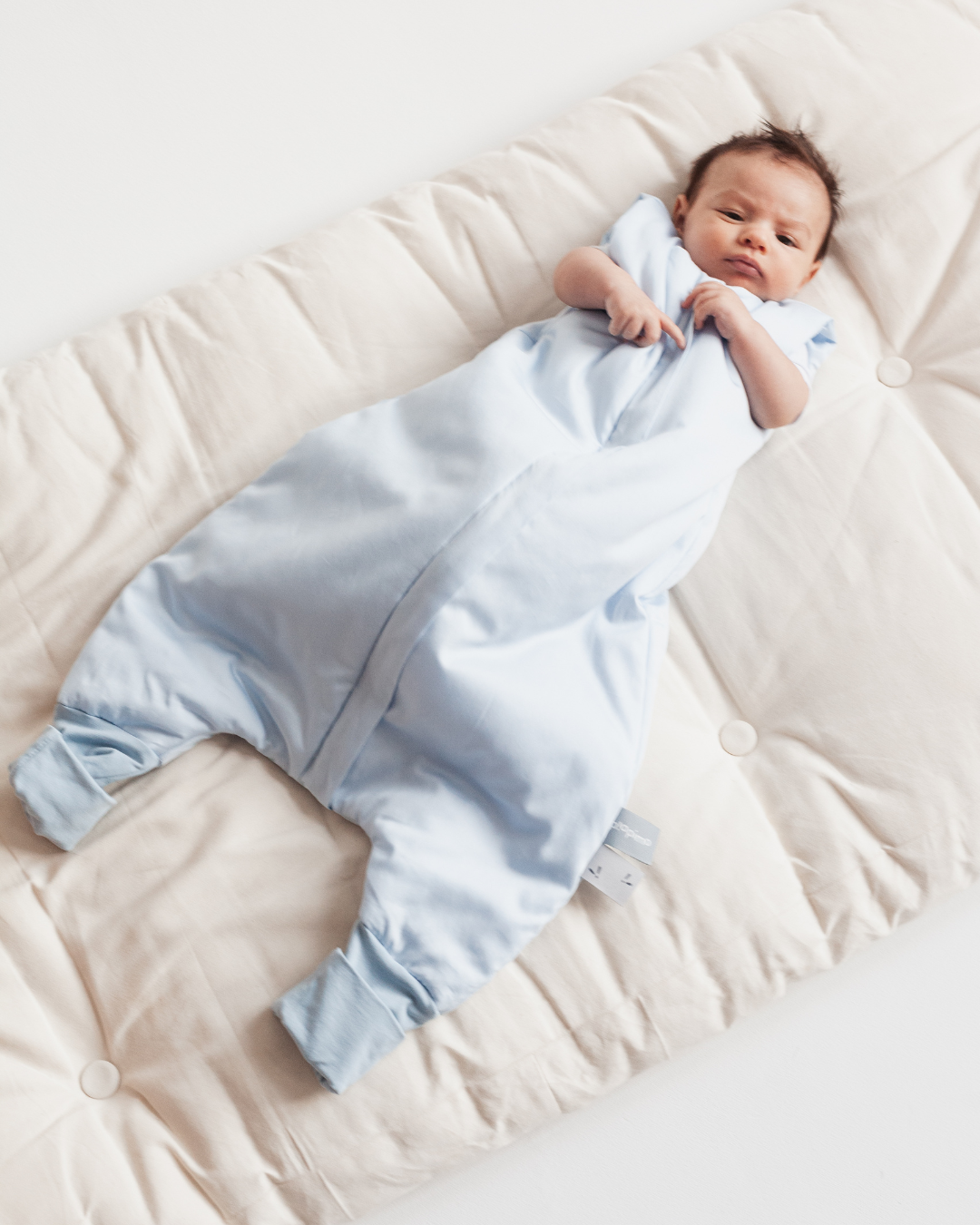 baby-blue-piapimo-niebieski-rozek-spiworki-0-6-nogawkami