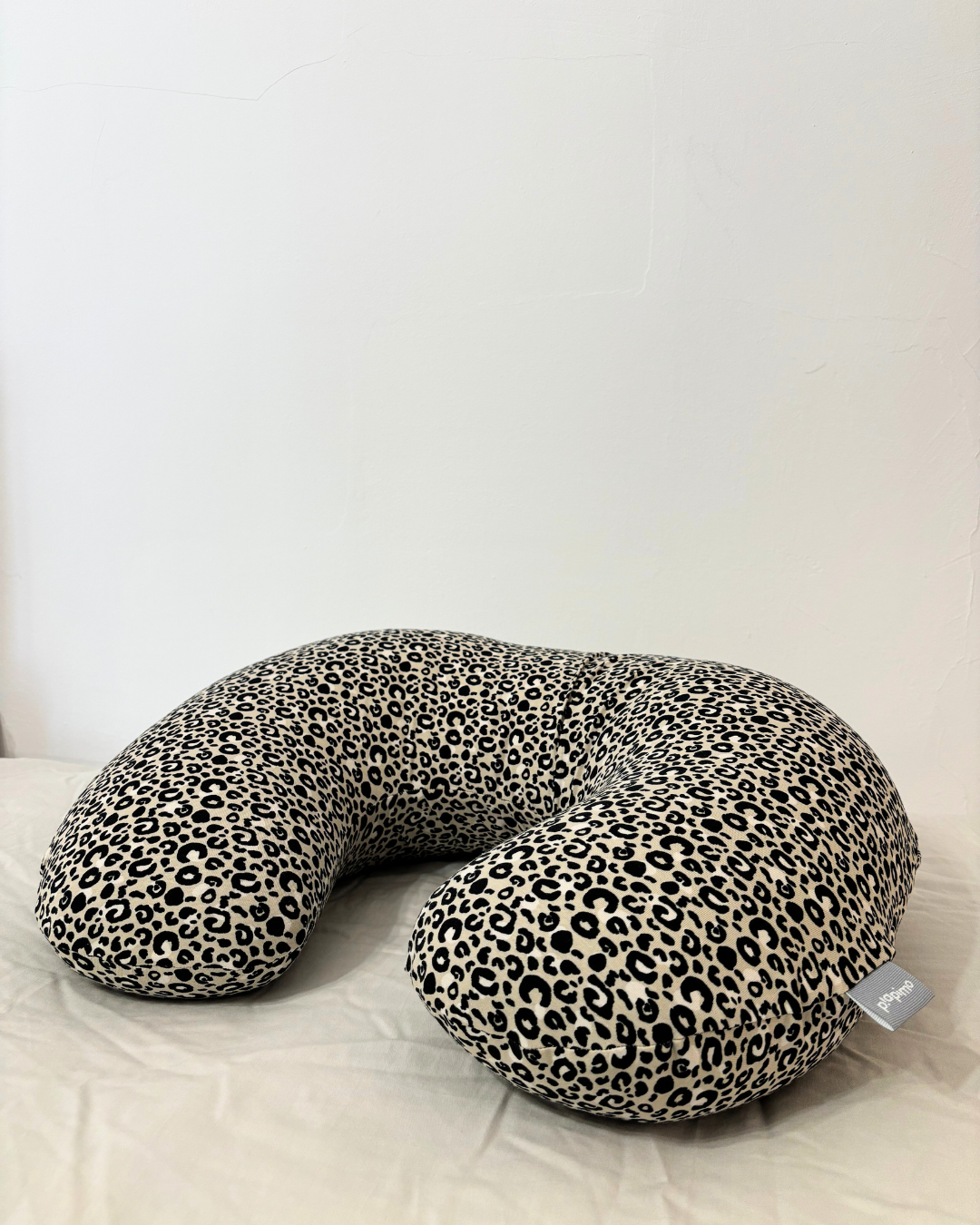 Jersey Nursing Pillow with Waterproof Insert Safari Collection Piapimo