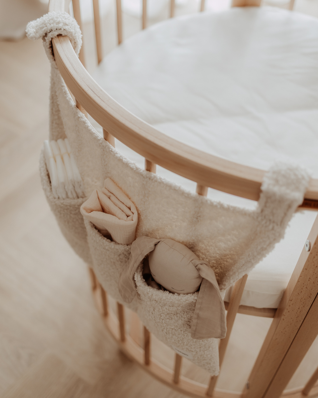 Teddy Bed Organizer Beige