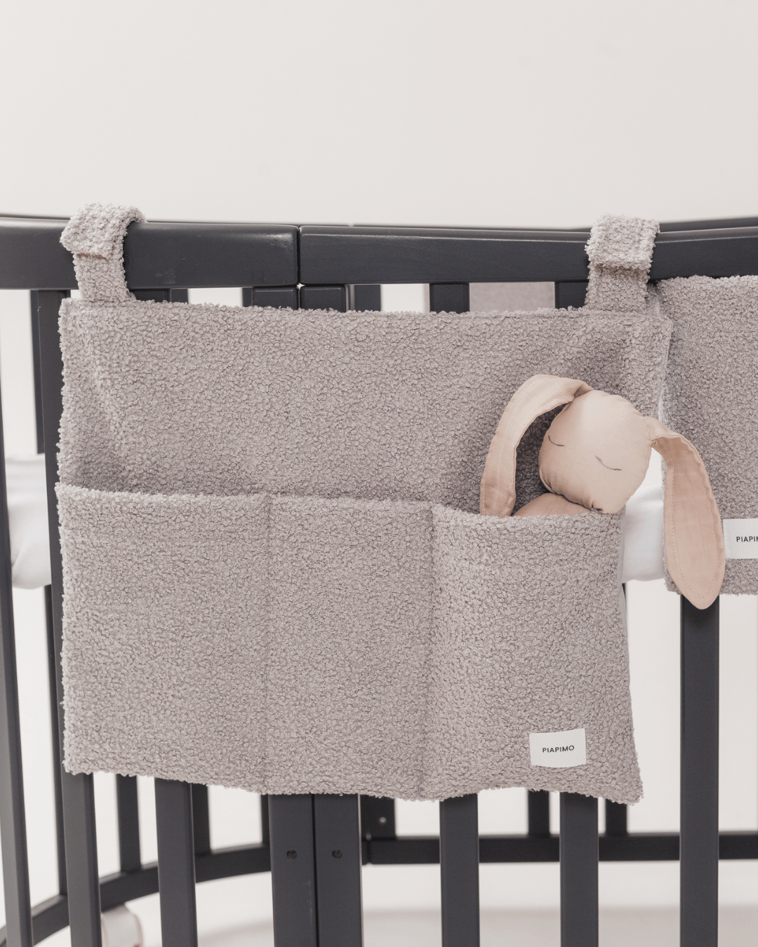 Teddy bed organizer gray