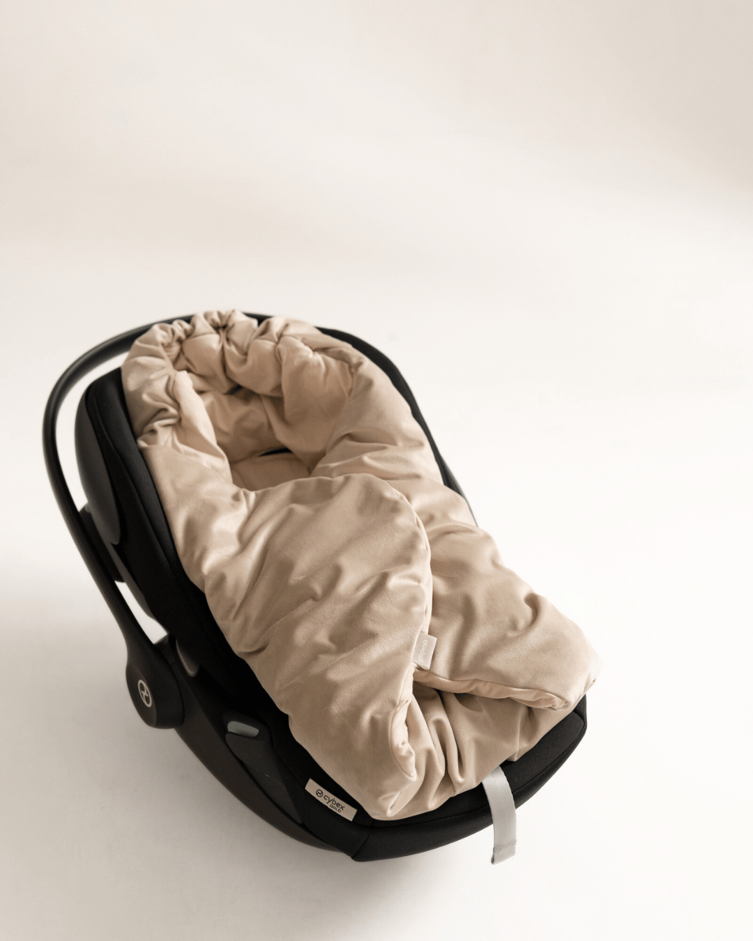 Car seat and carrycot wrap, beige