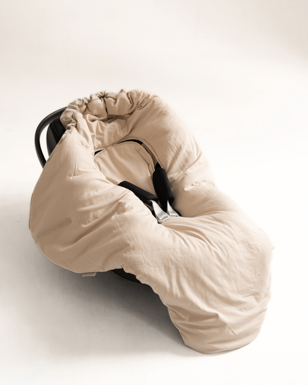 Car seat and carrycot wrap gold beige