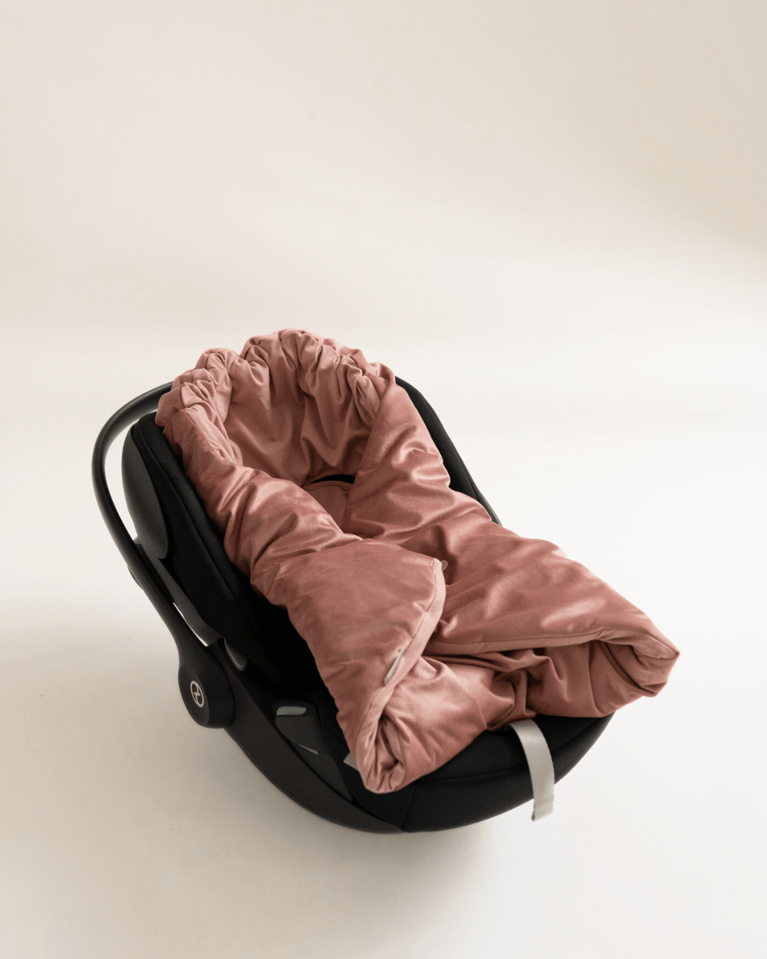 Car seat and carrycot wrap, pink