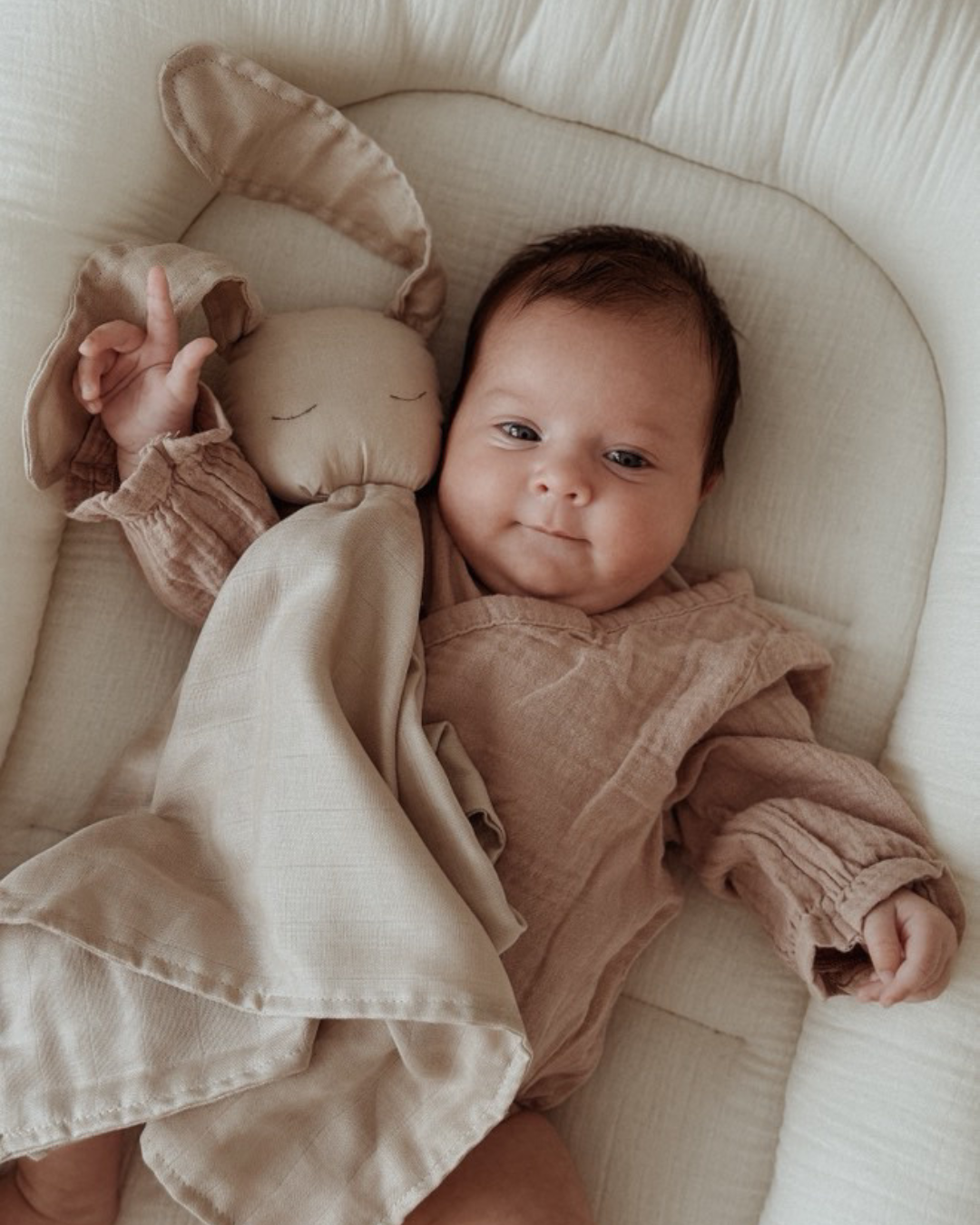 First cuddly doudou muslin beige
